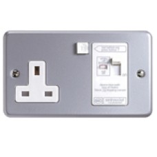 MK 1 gang 30ma RCD Protected Switch socket metal clad INDUSTRIAL 240V volt SC120F1